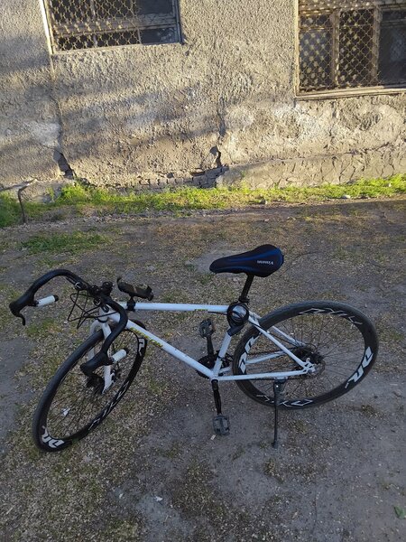 Шоссейный велосипед