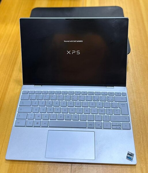 DELL XPS 9315 CORE I5 12TH GEN  SSD 512GB*RAM 16GB  PROCE