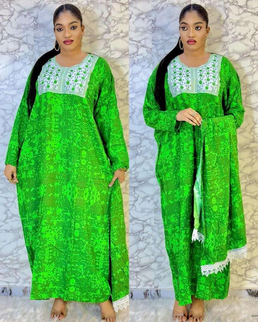 Chics robes coton avec écharpe