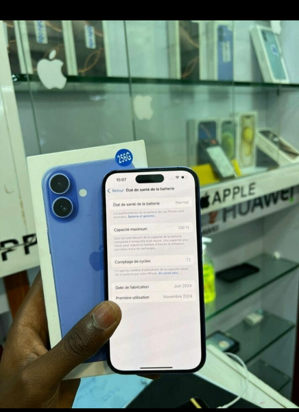 iPhone 16 Bleu 256 Go