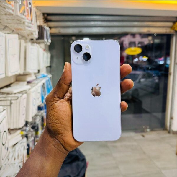 iPhone 13 128 , 256 gb