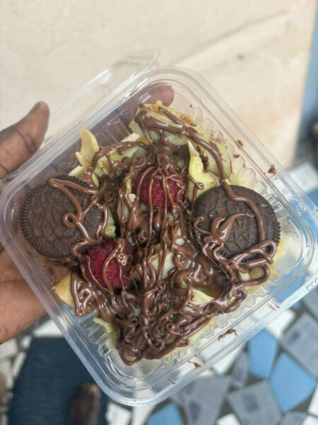 Délicieuses crêpes roulées au chocolat