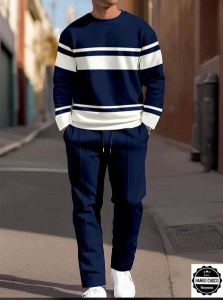 Pull rayé bleu et blanc