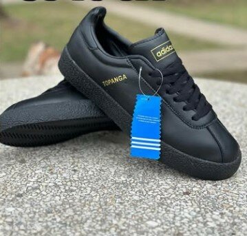 Comfortable sneakers Adidas Topanga