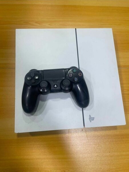 Console PlayStation 4 Blanc