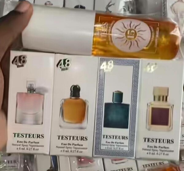 Coffret de Parfums Testeurs