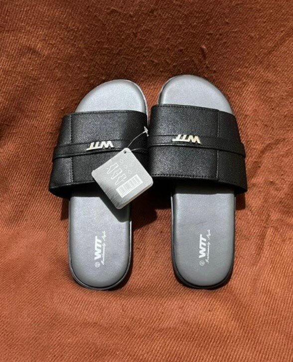 Sandales Noires Confortables