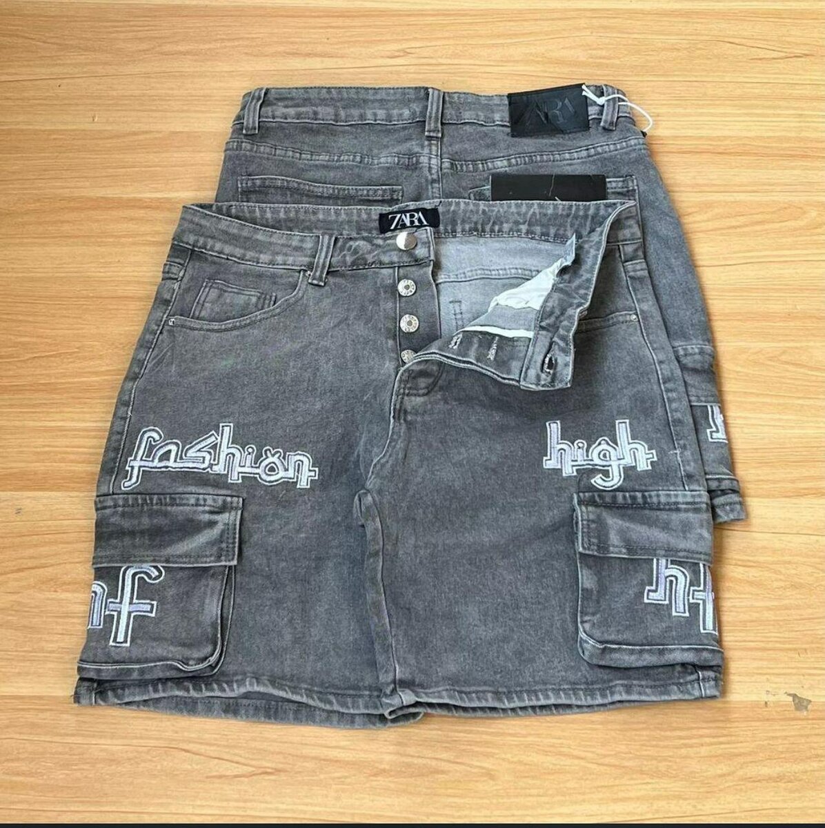 Short jeans