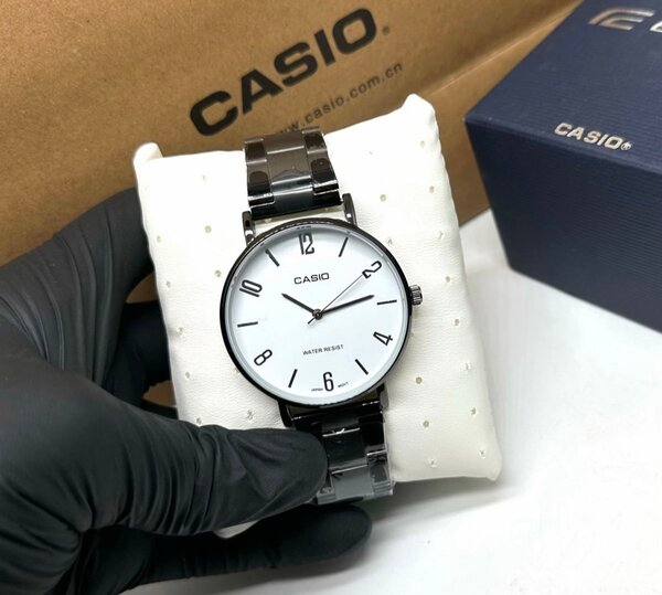 Montre Casio Élégante