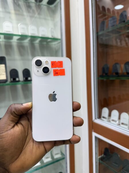 13 simple 128Go sans ID