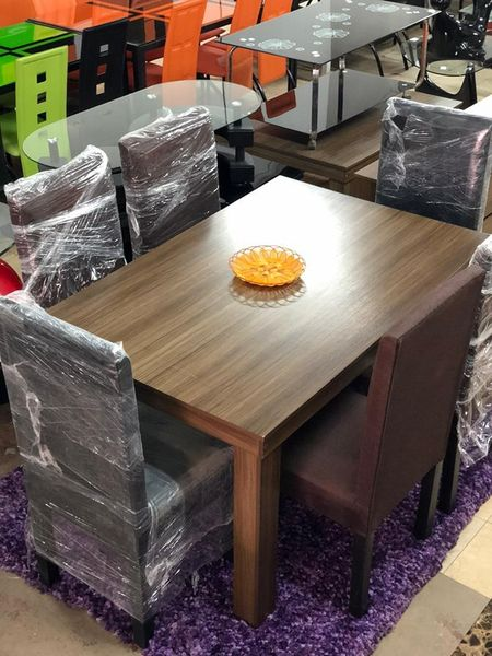 1*4 dining table set