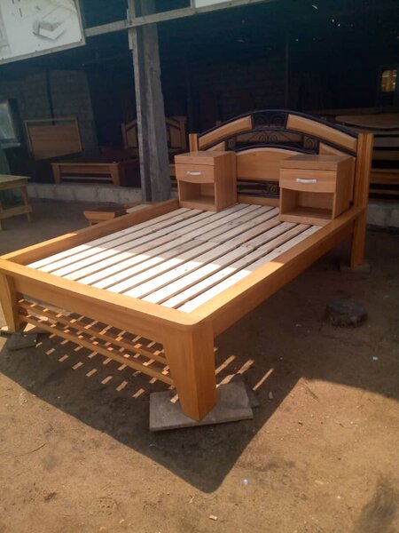 Lit 3 place en bois avec fer