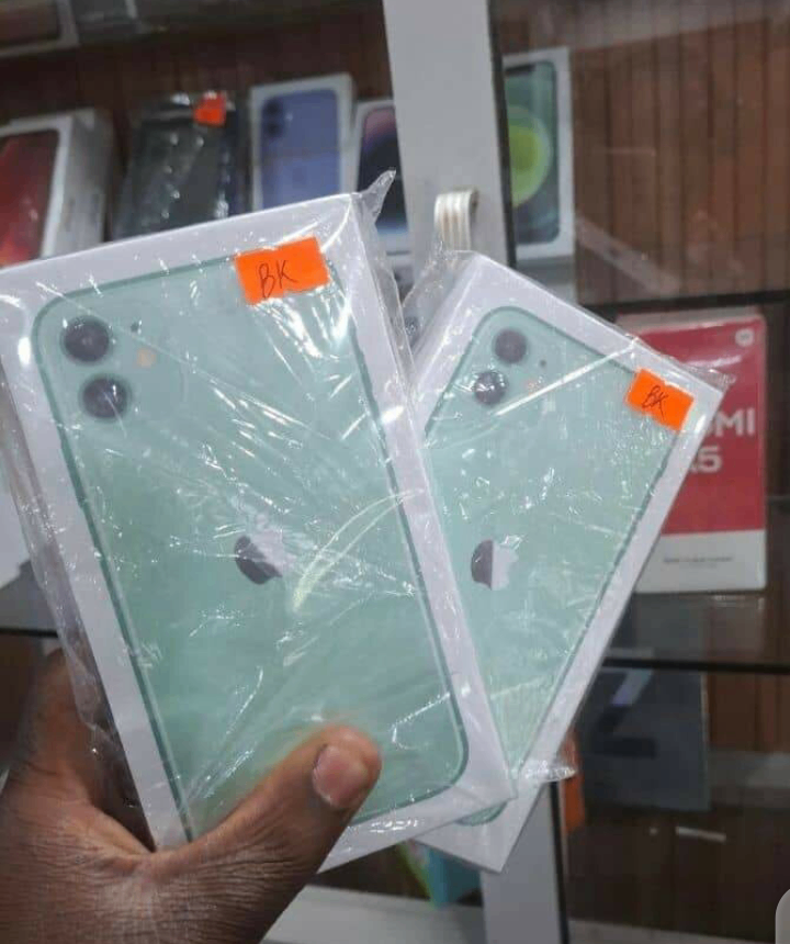 Smartphone Apple vert 128GB