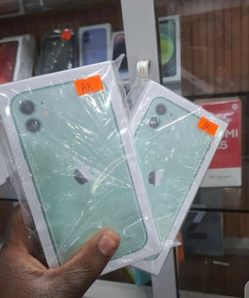 Smartphone Apple vert 128GB