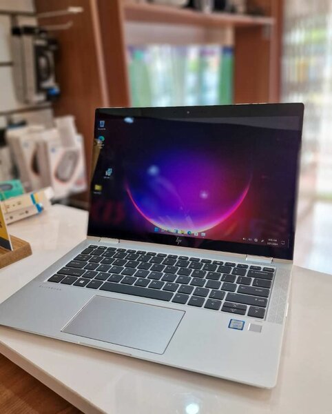HP ELITEBOOK 1030 G3 x360.