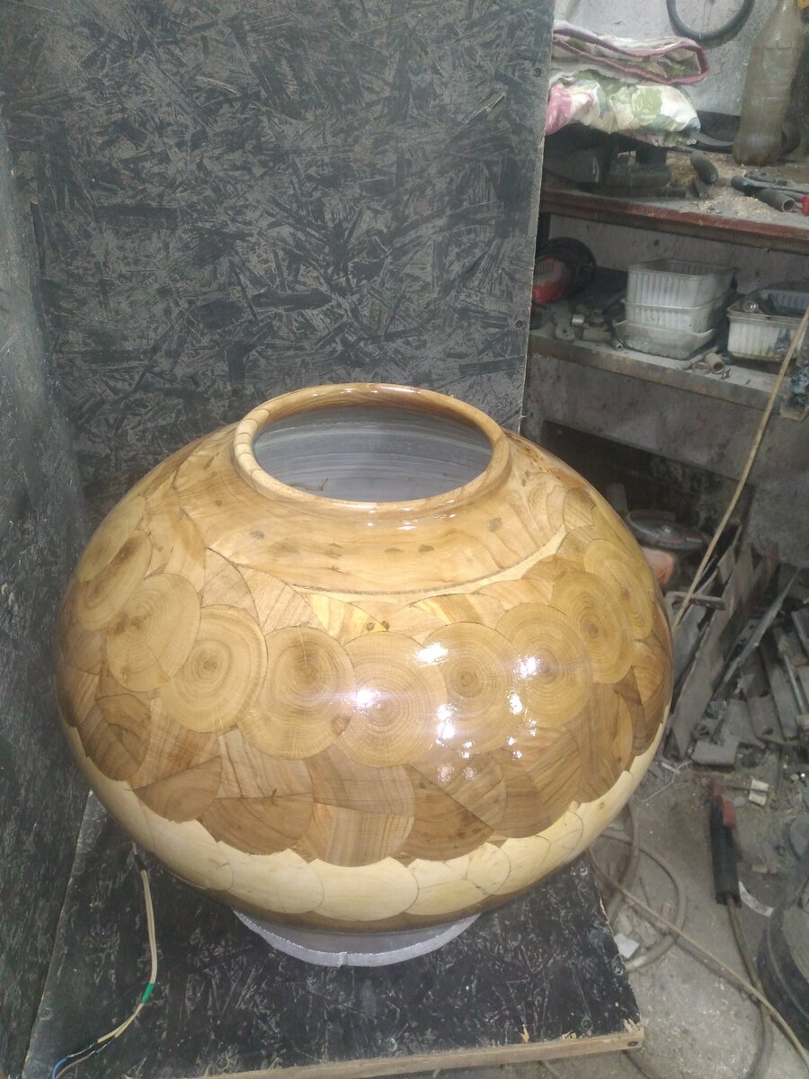 Деревянная посуда. N2 Ваза напольная.