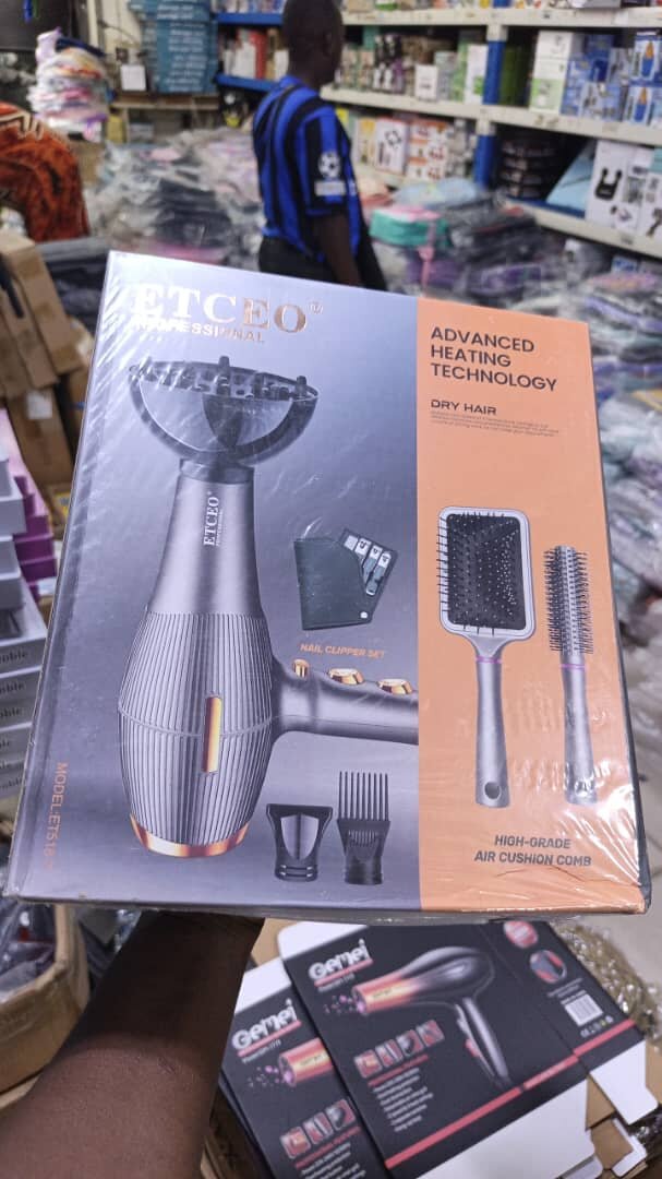 Brosse Chauffante ETCE3 Pro