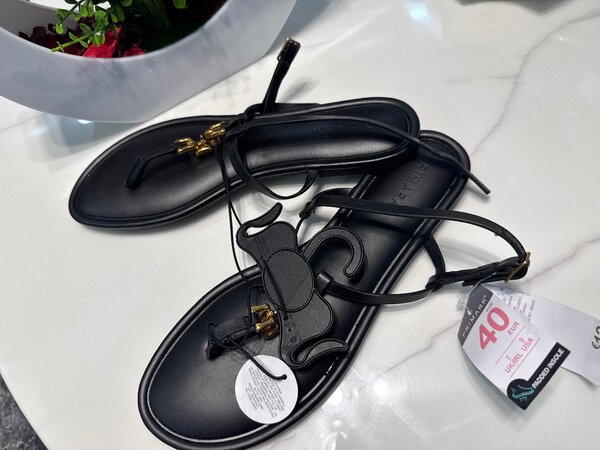 Sandales élégantes en cuir noir