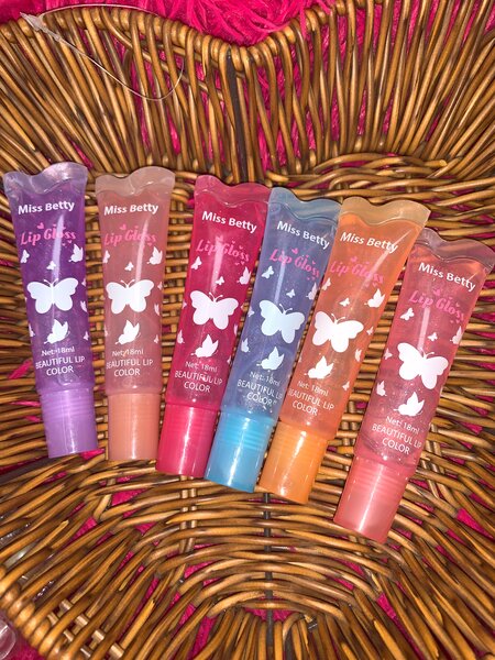 Miss Betty Huile à Lèvres Brillante