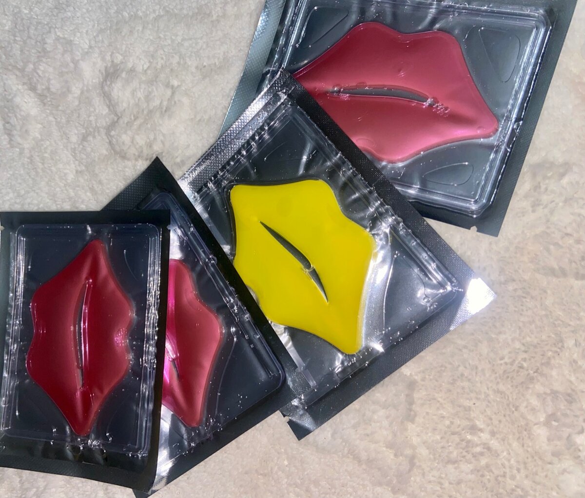 Lip mask