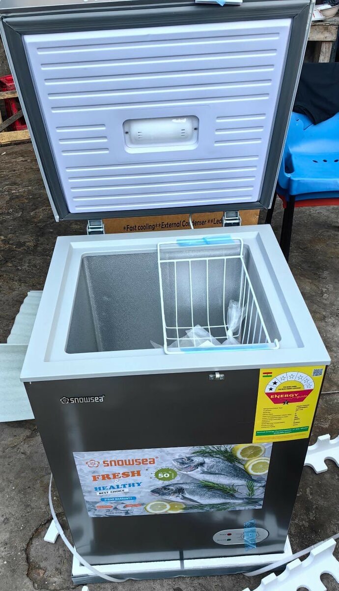Snowsea 116 chest freezer Size 100L
