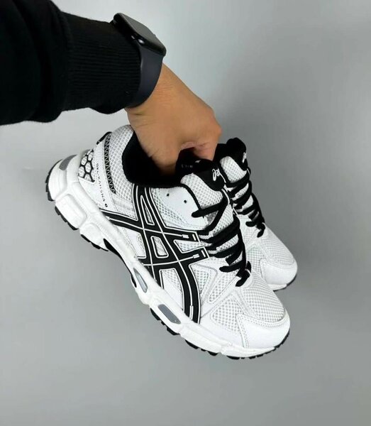 ASICS gel kahana 8