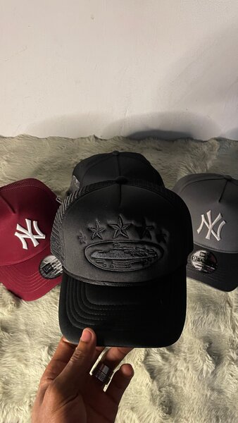 Casquettes NY élégantes