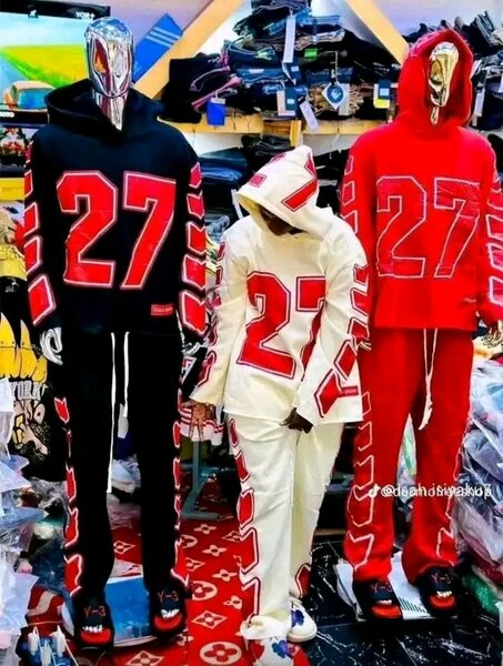 Tenues de sport colorées