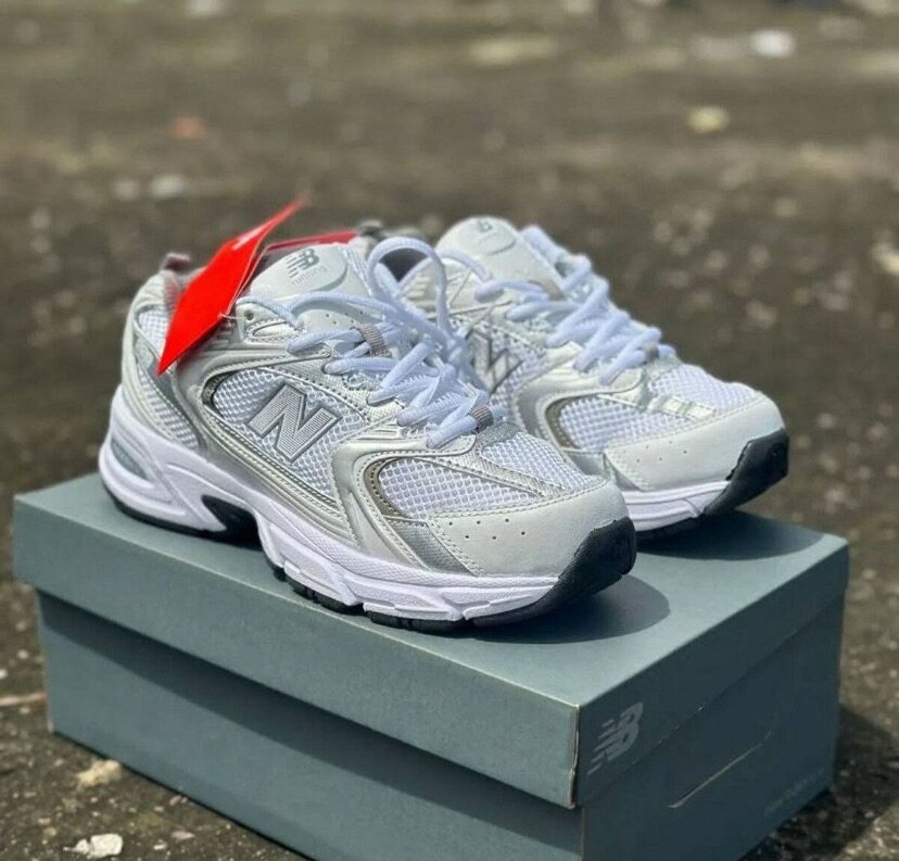 New balance authentique