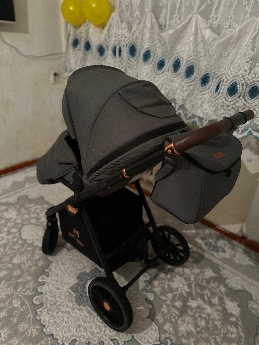 Коляска Б/у