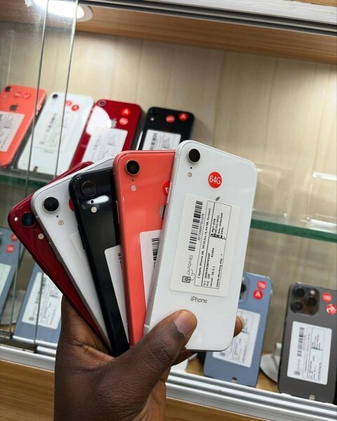 IPHONE XR