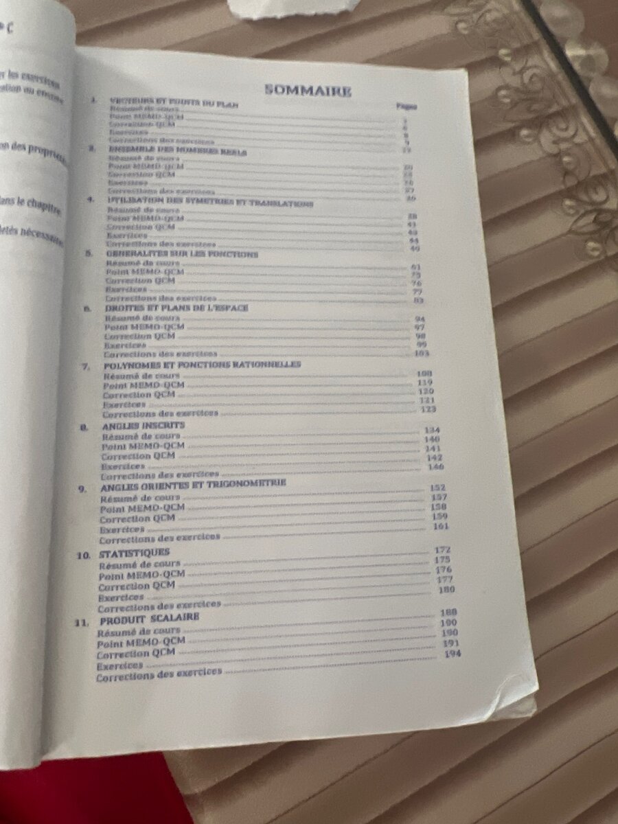 Secret Maths 2de C Textbook