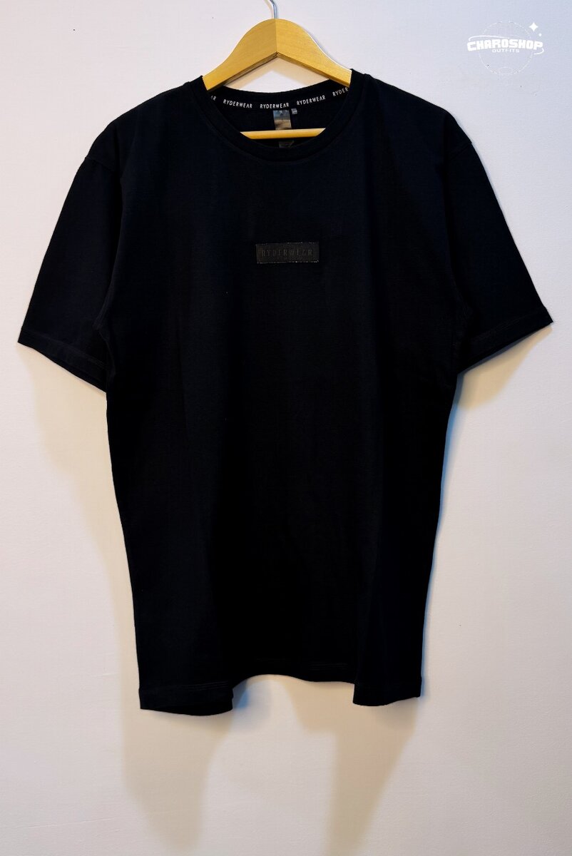 T-shirt noir classique