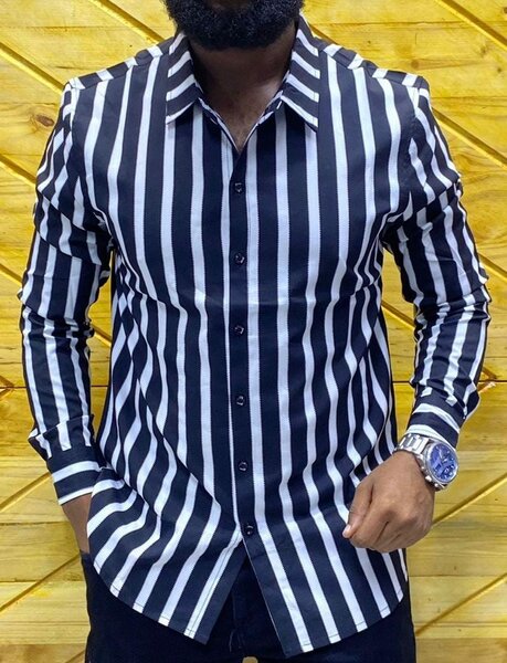 Stylish and high-quality men's long sleeve shirt