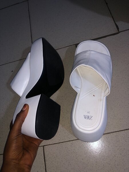 La Chaussures ZARA