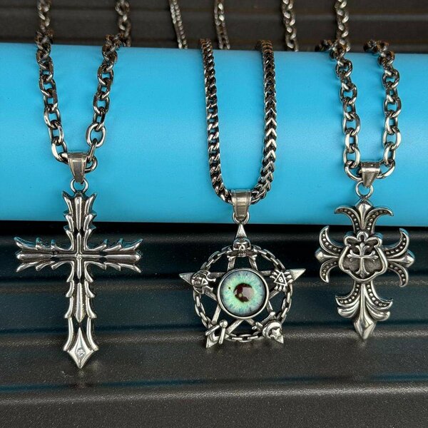 Bold outstanding mens chain