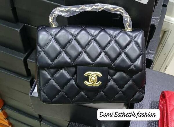 Sac à main en cuir matelassé