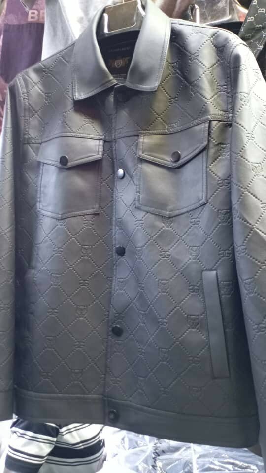 Blouson Homme en Cuir Élégant