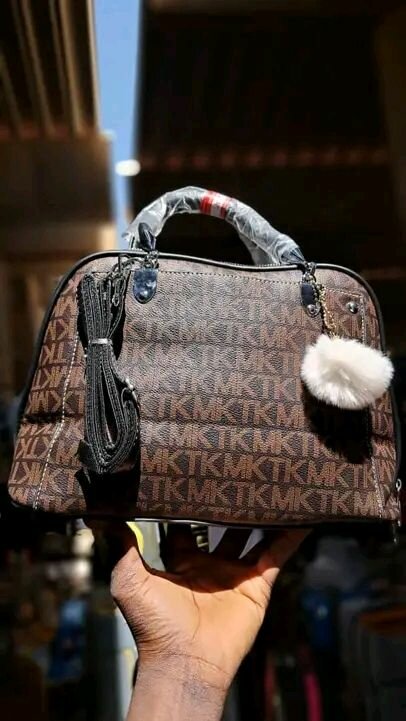 Sac à main élégant MK