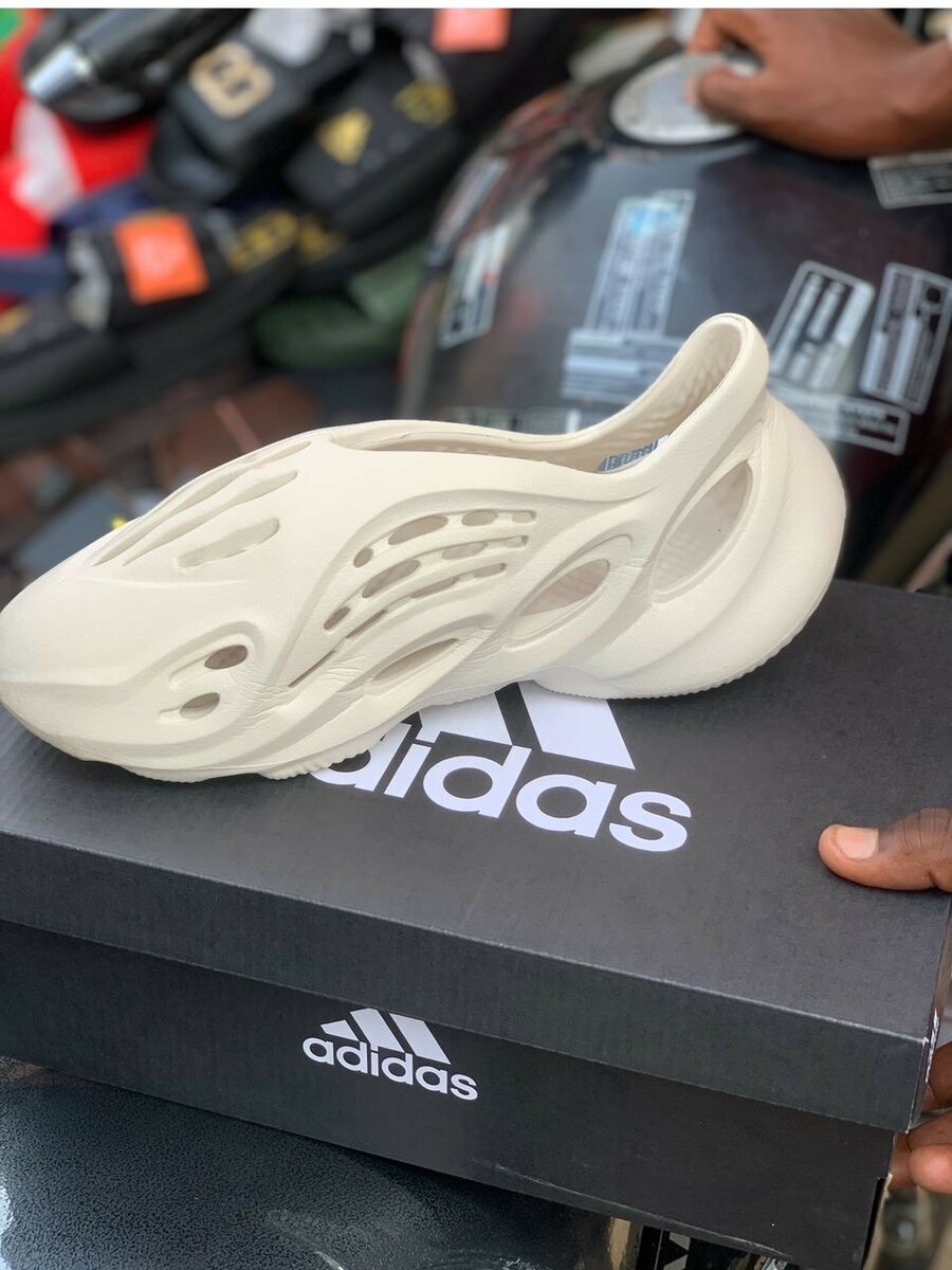 Yezzy adidas /pour la saison pluvieuse,qualité