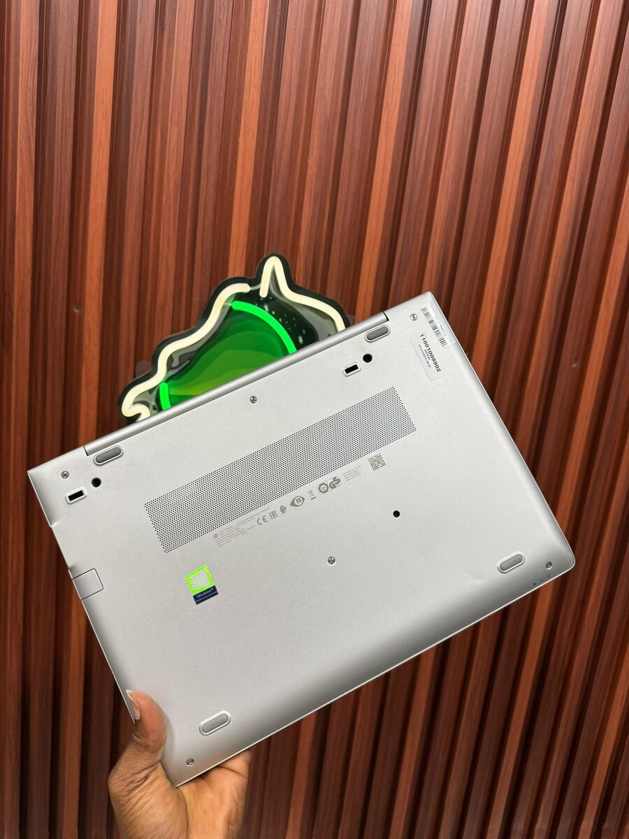 Ordinateur HP 8ieme génération