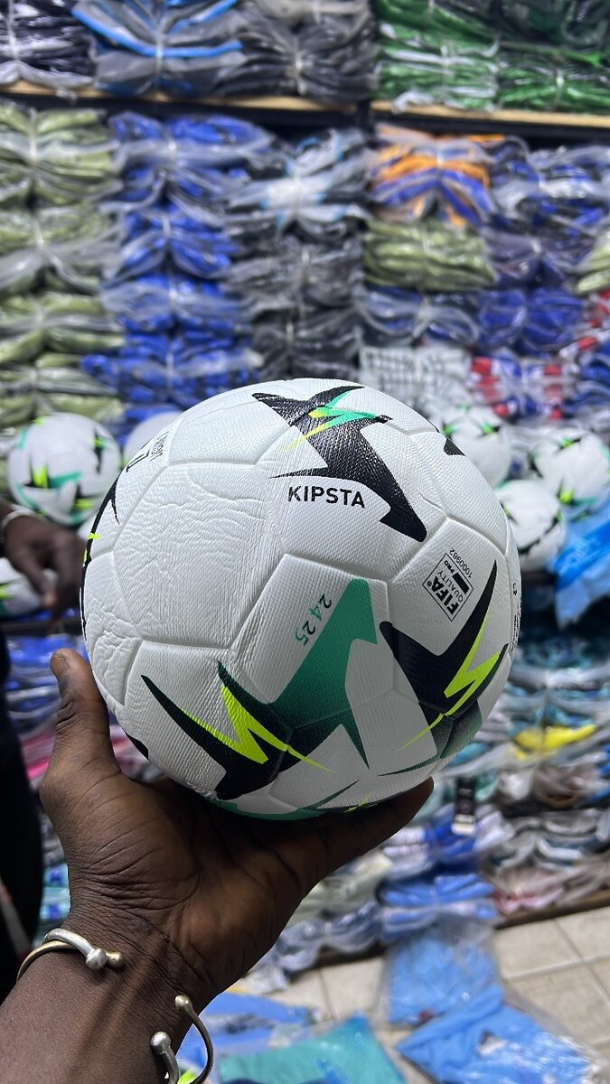 Ballon de football Kipsta