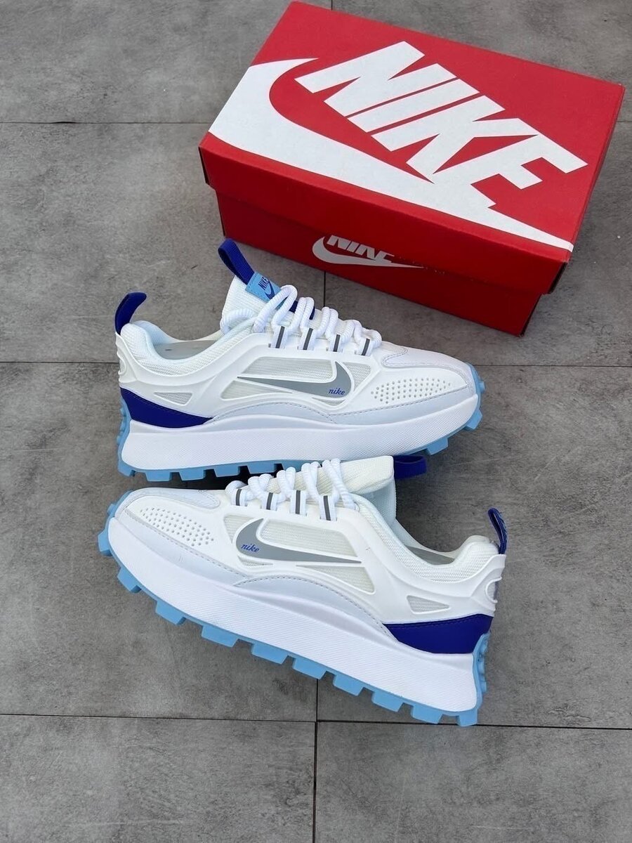 Baskets Nike blanches unisexes