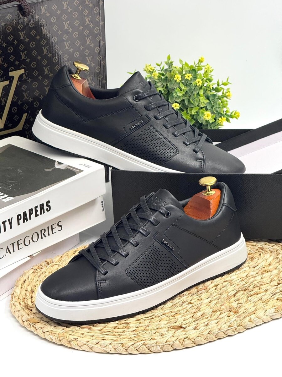 BOSS BLACK AND WHITE