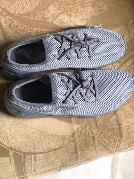 Newfeel Mens Sneakers (Size 42 EU / 9 US)