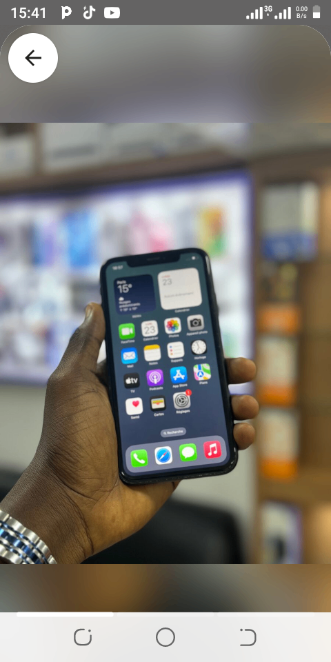 iPhone XR