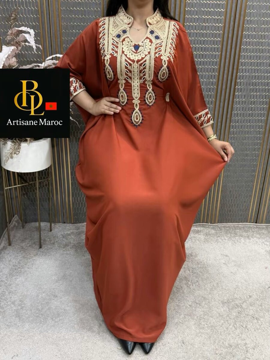 Caftan marocain brodé