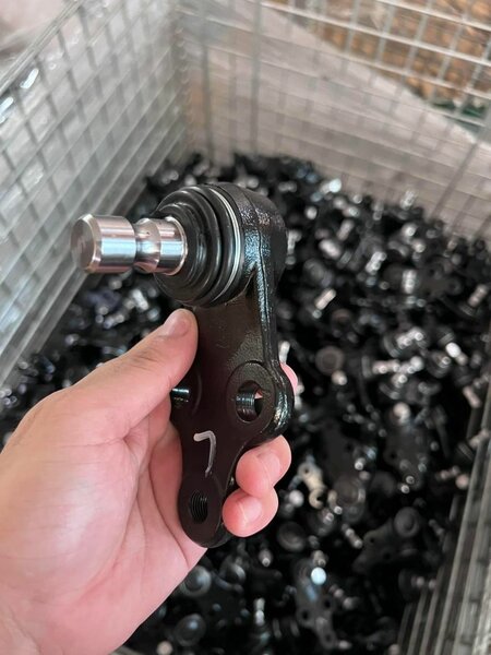 Suspension parts   Balljoints,stabulizer link and tierodend