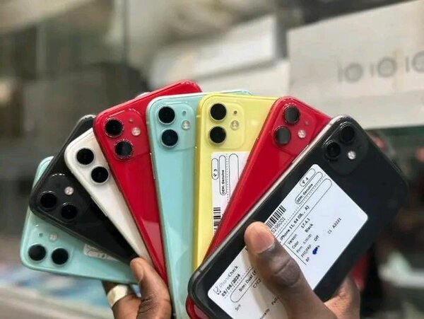 iPhone 11 Multicolore Débloqué
