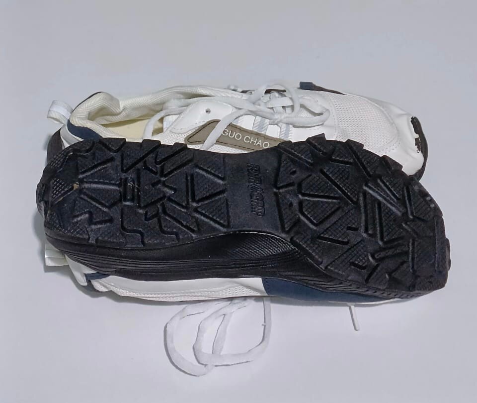 Chaussures de sport blanches